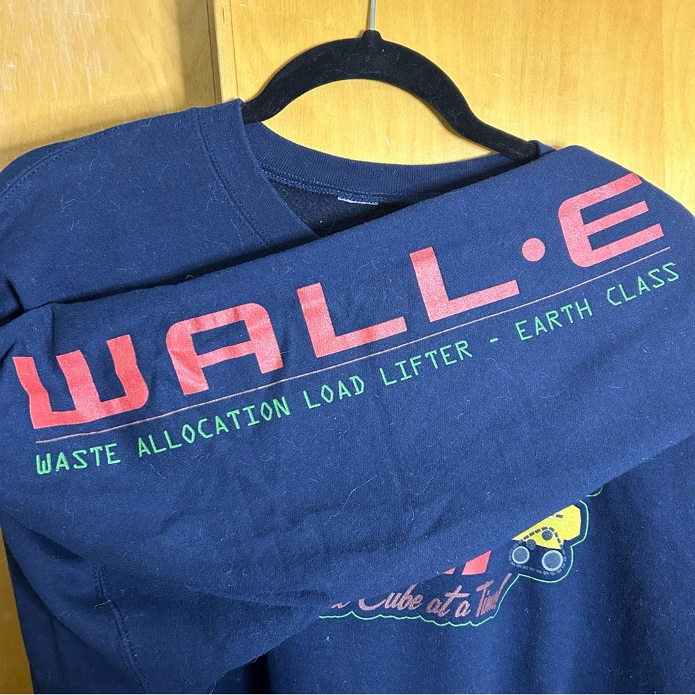 Disney Box Lunch Wall-E Crewneck sweatshirt - Picture 3 of 5
